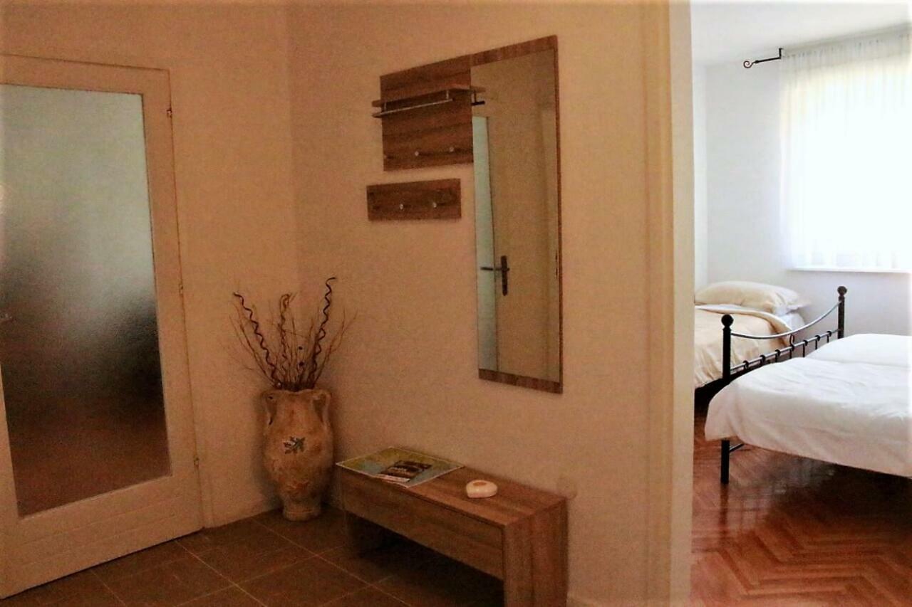 Apartment Monte Paradiso พูลา ภายนอก รูปภาพ