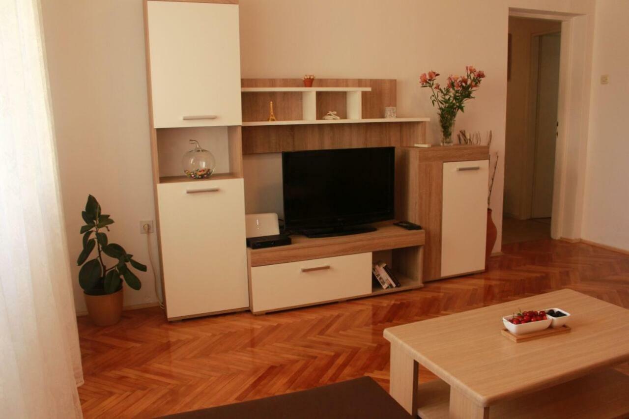 Apartment Monte Paradiso พูลา ภายนอก รูปภาพ
